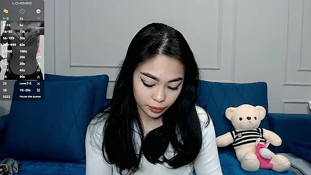 kwana colada online show from February 10, 2025, 4:47 pm