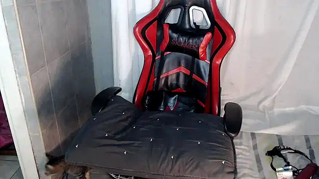 AyantiPonz79 online show from February 16, 2025, 3:37 am