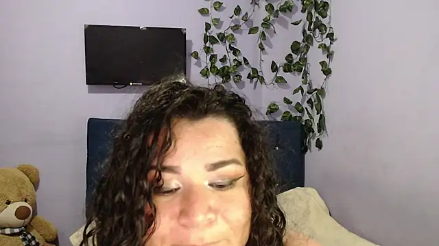 ANGELIQUE KLANE online show from January 10, 2025, 1:53 am