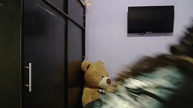 ANGELIQUE KLANE online show from January 24, 2025, 4:37 am