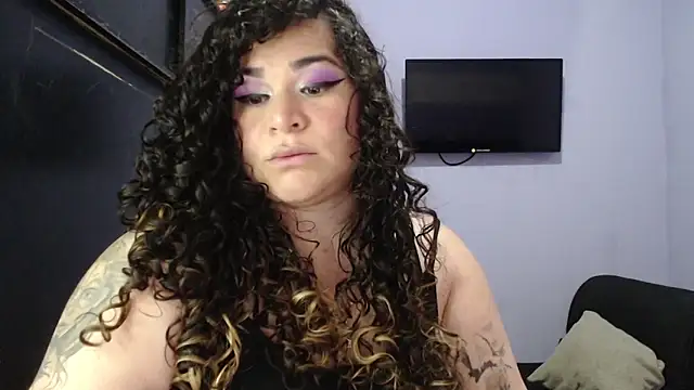 ANGELIQUE KLANE online show from February 4, 2025, 11:38 pm