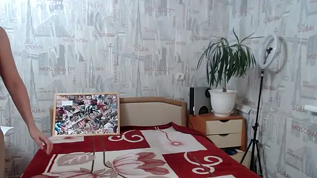 GinaQSoul online show from February 26, 2025, 4:45 pm