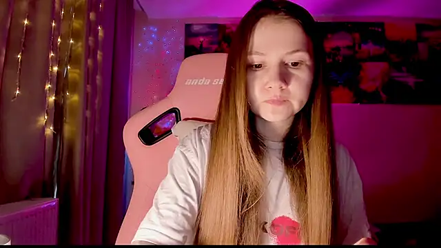 GoodWitch  online show from January 19, 2025, 8:18 am