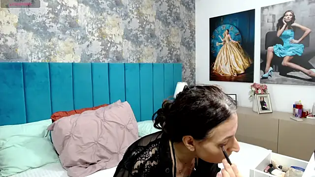 LisaCroft online show from November 30, 2025, 8:07 am