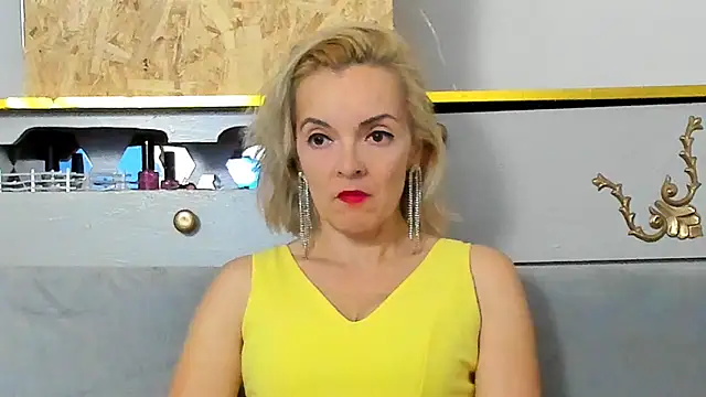 KateConner online show from November 9, 2025, 5:33 pm