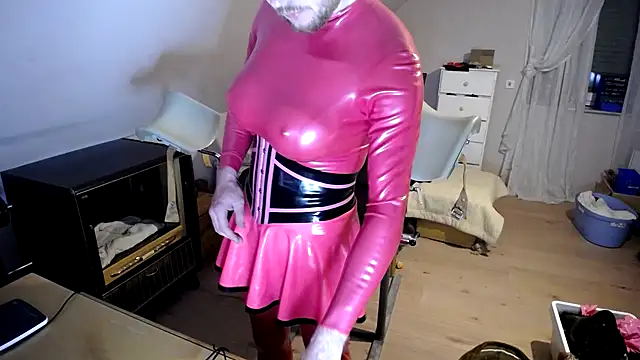 Kinkidani86 online show from October 9, 2025, 5:22 pm