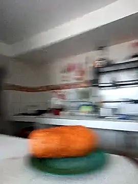 Brenda Berck  online show from September 27, 2025, 11:15 am