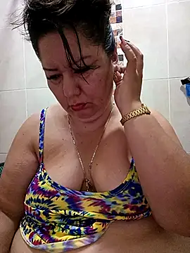 Brenda Berck  online show from October 30, 2025, 1:01 pm