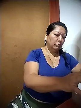 Brenda Berck  online show from April 21, 2026, 10:54 am