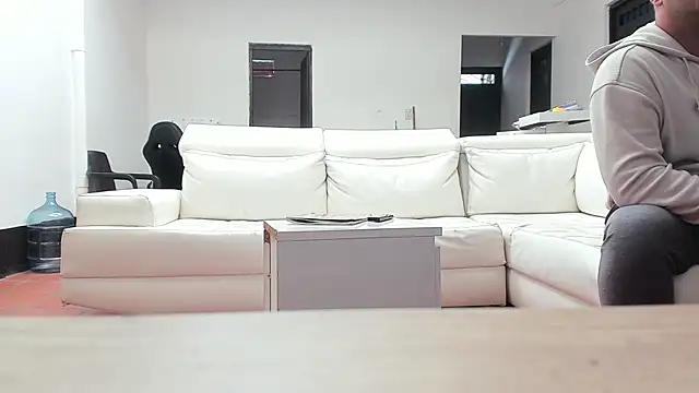 indiana jonnes online show from March 3, 2025, 4:24 pm