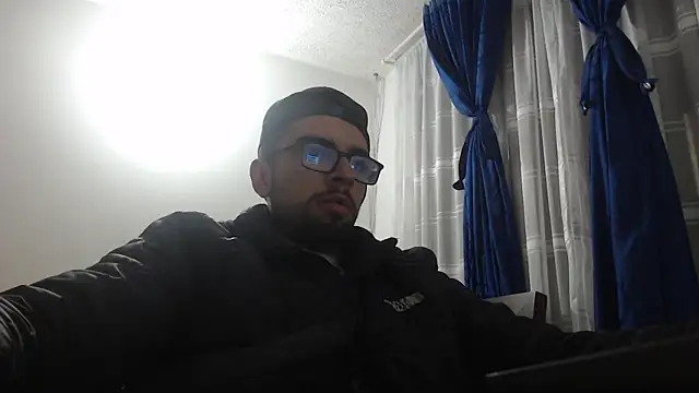 fvckolombianguyy online show from February 7, 2025, 1:36 am