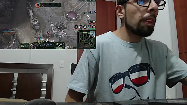 fvckolombianguyy online show from February 21, 2025, 1:00 am