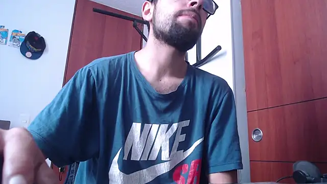 fvckolombianguyy online show from March 4, 2025, 2:21 pm