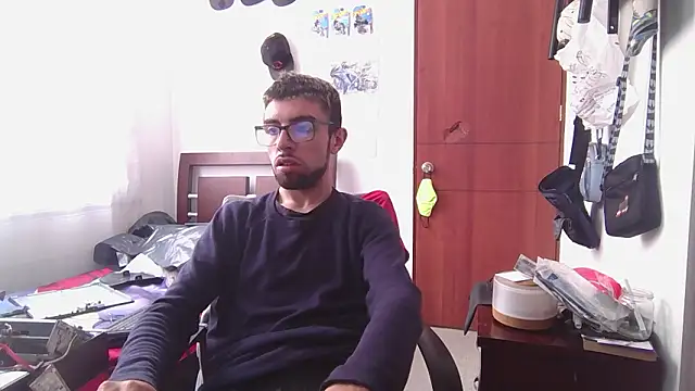 fvckolombianguyy online show from March 26, 2026, 4:34 pm