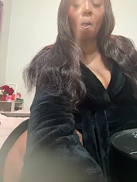 Snapshot of Bootyliciouse21X chatting on June 13, 2026, 1:31 pm Bootyliciouse21X online show from June 13, 2026, 1:31 pm