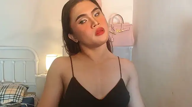 Snapshot of JustineBIGCUM chatting on March 5, 2025, 10:33 am JustineBIGCUM online show from March 5, 2025, 10:33 am
