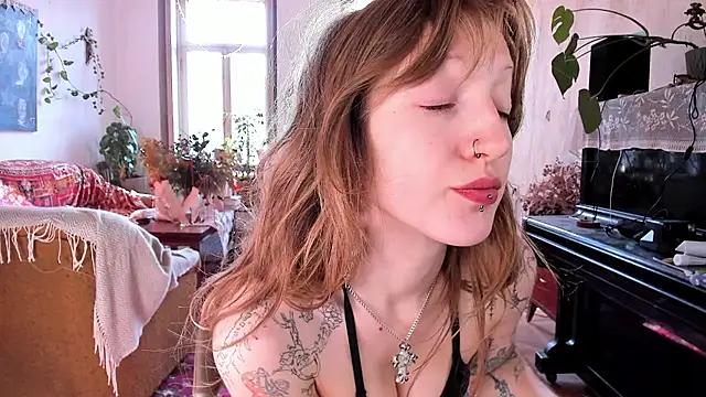 Snapshot of Miranda2_0 chatting on January 12, 2025, 6:28 am Miranda2 0 online show from January 12, 2025, 6:28 am