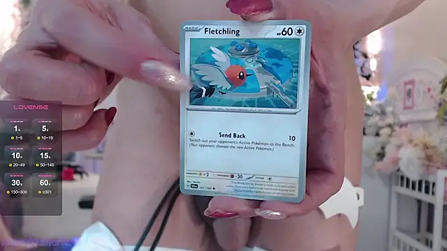 Snapshot of xxhayleemariexx chatting on December 16, 2024, 6:21 am xxhayleemariexx online show from December 16, 2024, 6:21 am