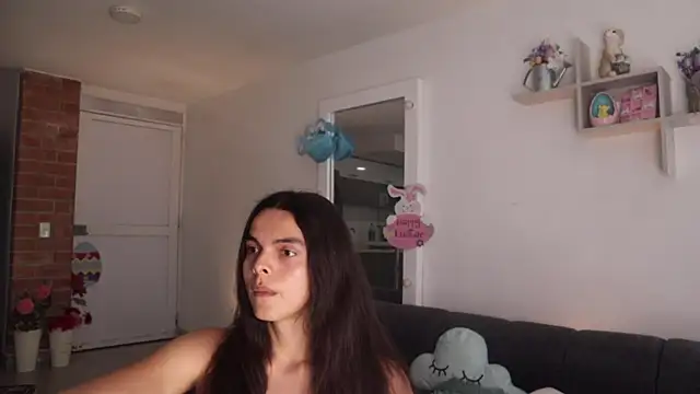  Vahos  online show from April 7, 2026, 5:13 pm