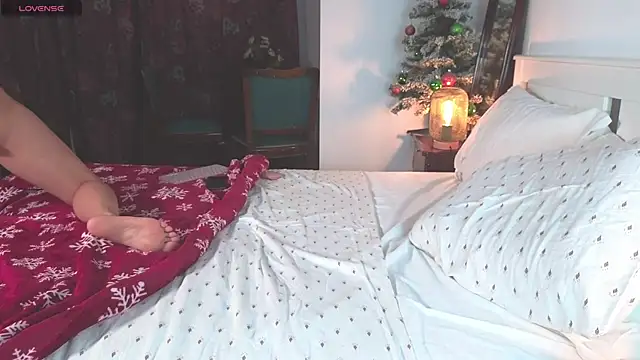 Snapshot of Sellena_love chatting on December 29, 2024, 2:17 am Sellena love online show from December 29, 2024, 2:17 am