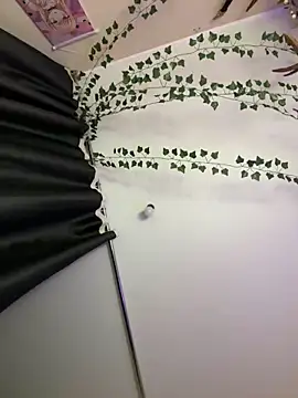 Remiliya online show from March 13, 2025, 4:45 pm