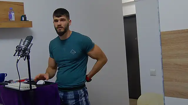 Snapshot of MauroTwin chatting on February 14, 2025, 6:08 pm MauroTwin online show from February 14, 2025, 6:08 pm