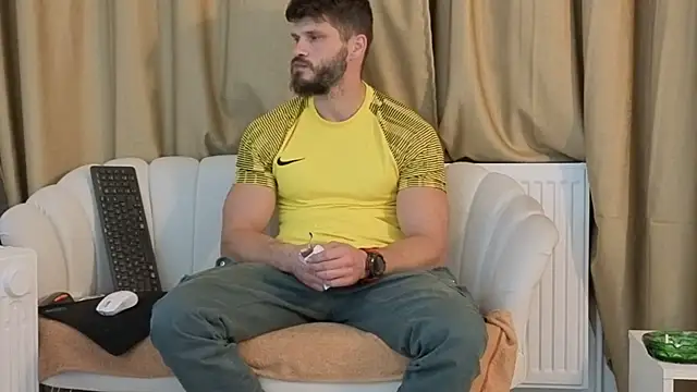 Snapshot of MauroTwin chatting on November 6, 2025, 6:31 pm MauroTwin online show from November 6, 2025, 6:31 pm