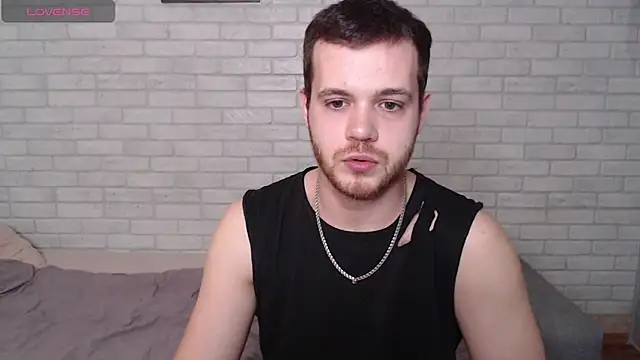 Alexxx horny online show from May 3, 2026, 11:27 am
