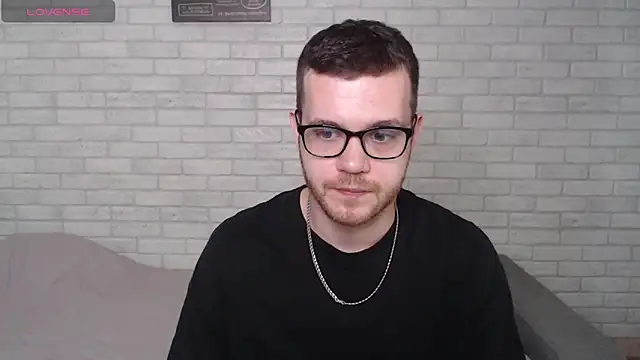 Snapshot of Alexxx_horny chatting on May 21, 2026, 10:00 am Alexxx horny online show from May 21, 2026, 10:00 am