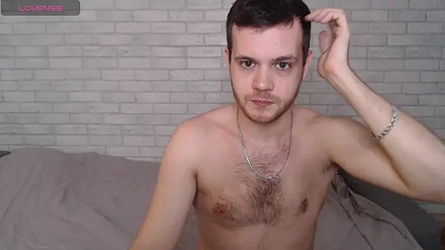 Snapshot of Alexxx_horny chatting on June 18, 2026, 10:30 am Alexxx horny online show from June 18, 2026, 10:30 am