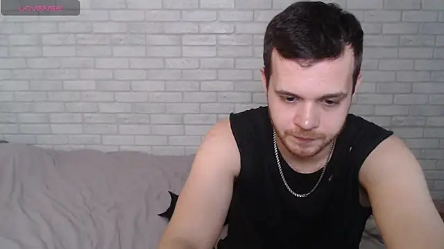 Snapshot of Alexxx_horny chatting on June 19, 2026, 4:55 pm Alexxx horny online show from June 19, 2026, 4:55 pm