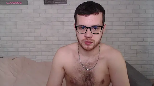 Snapshot of Alexxx_horny chatting on June 22, 2026, 7:27 am Alexxx horny online show from June 22, 2026, 7:27 am