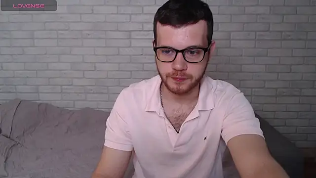 Snapshot of Alexxx_horny chatting on July 21, 2026, 7:32 am Alexxx horny online show from July 21, 2026, 7:32 am