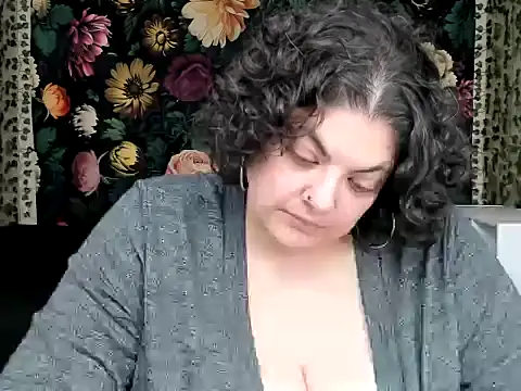 Snapshot of Exotic-Melons chatting on May 10, 2026, 7:41 pm Exotic-Melons online show from May 10, 2026, 7:41 pm