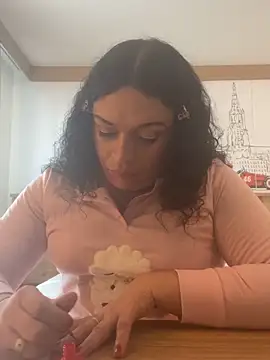 luanadigarda online show from January 29, 2025, 12:02 pm