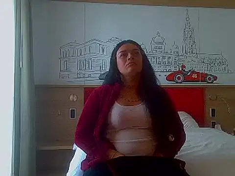 luanadigarda online show from February 15, 2025, 12:43 pm