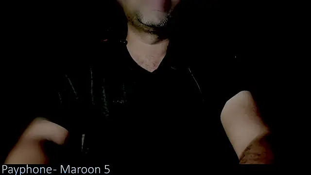  x rated  online show from December 18, 2025, 4:46 pm