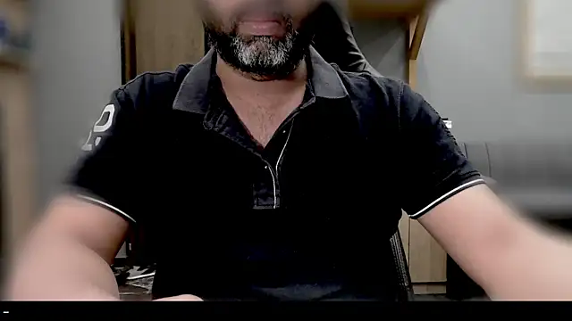  x rated  online show from April 7, 2026, 3:23 pm