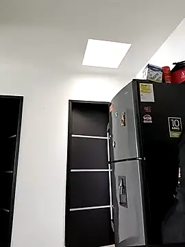 camilahot23 online show from December 4, 2024, 7:34 pm