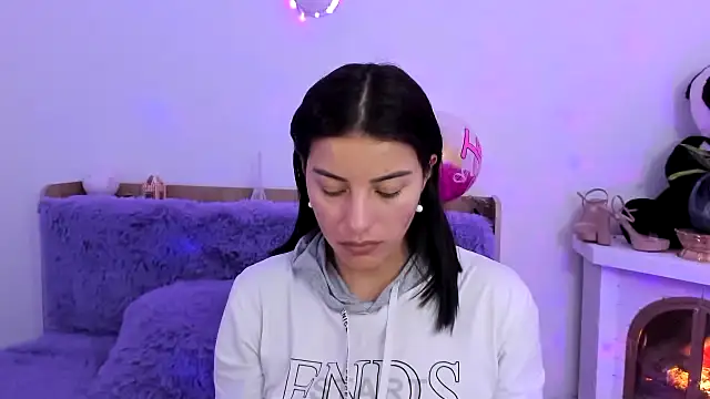 Arenne rouse online show from February 28, 2025, 8:39 pm