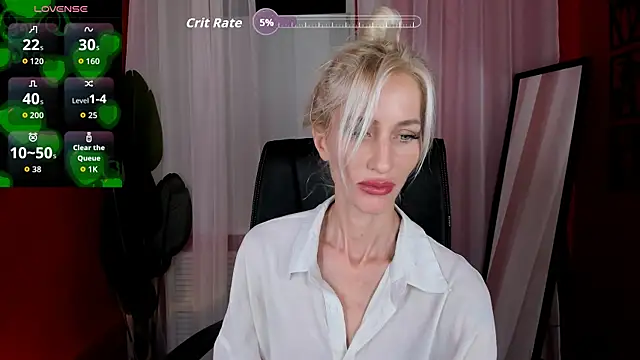 CindySw online show from October 6, 2025, 10:12 am