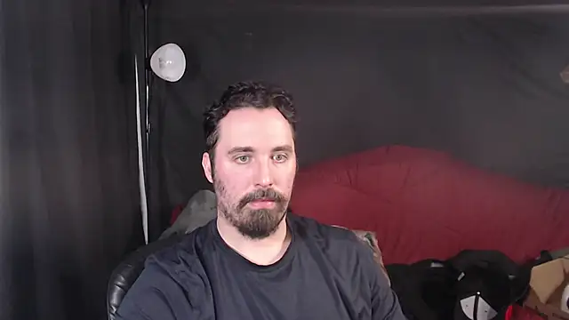 Metalstud online show from February 18, 2025, 1:32 am