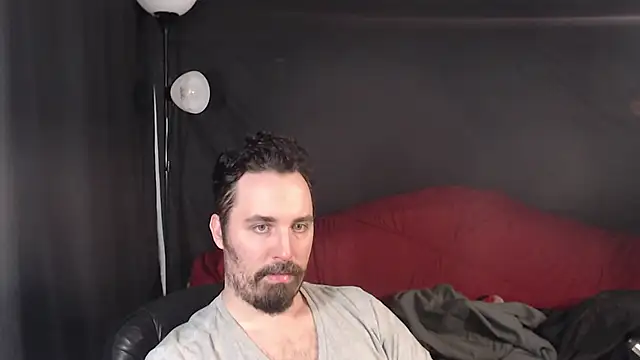 Metalstud online show from February 18, 2025, 11:41 pm