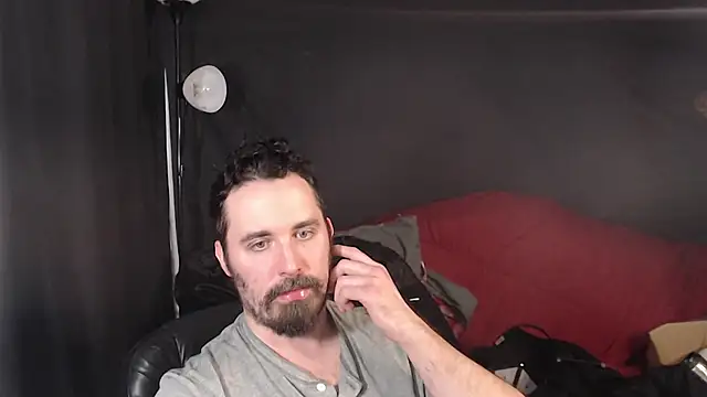 Metalstud online show from February 20, 2025, 2:18 am