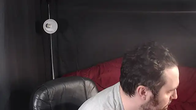 Metalstud online show from February 28, 2025, 1:14 pm