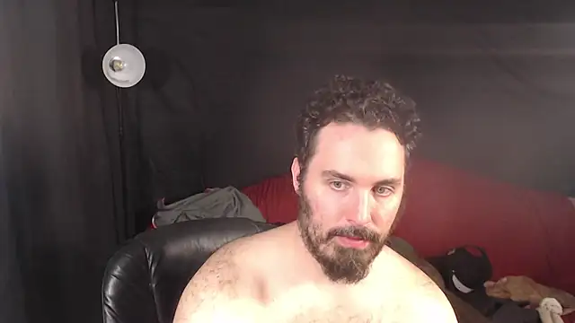 Metalstud online show from March 17, 2025, 3:57 am