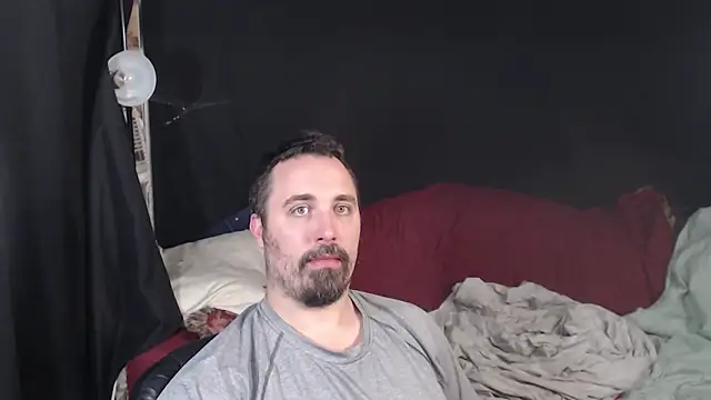 Metalstud online show from October 11, 2025, 3:06 am