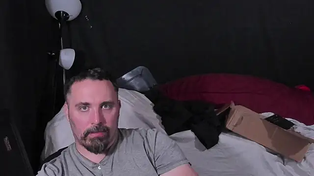 Metalstud online show from April 21, 2026, 2:51 am