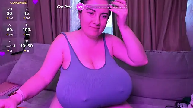 alisiaparril online show from March 9, 2025, 2:43 pm