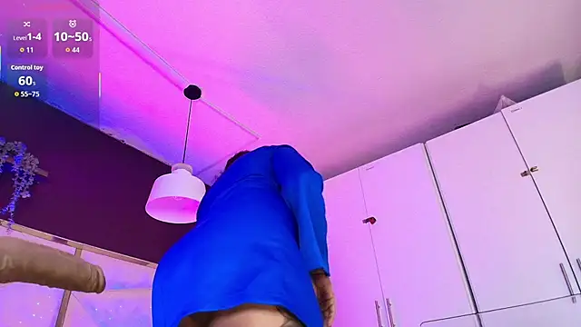 Inndrahot online show from September 11, 2025, 3:50 am